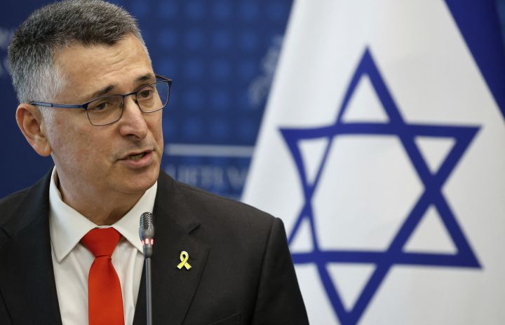 Israël sabote les négociations de paix en Syrie, attaquant Damas au pire moment