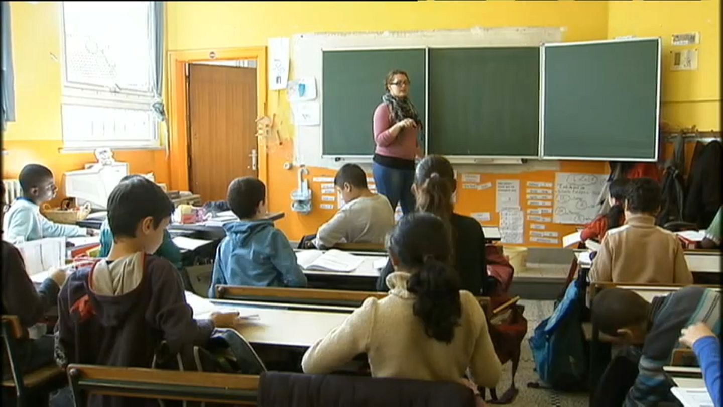 L’Autriche interdit les voiles scolaires : une mesure répressive imposée par des dirigeants autoritaires